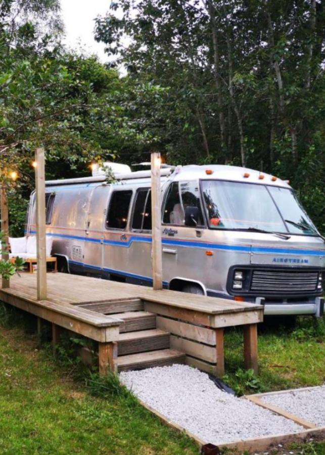 Glamping 1970 American Airstream Motorhome Ponsanooth エクステリア 写真