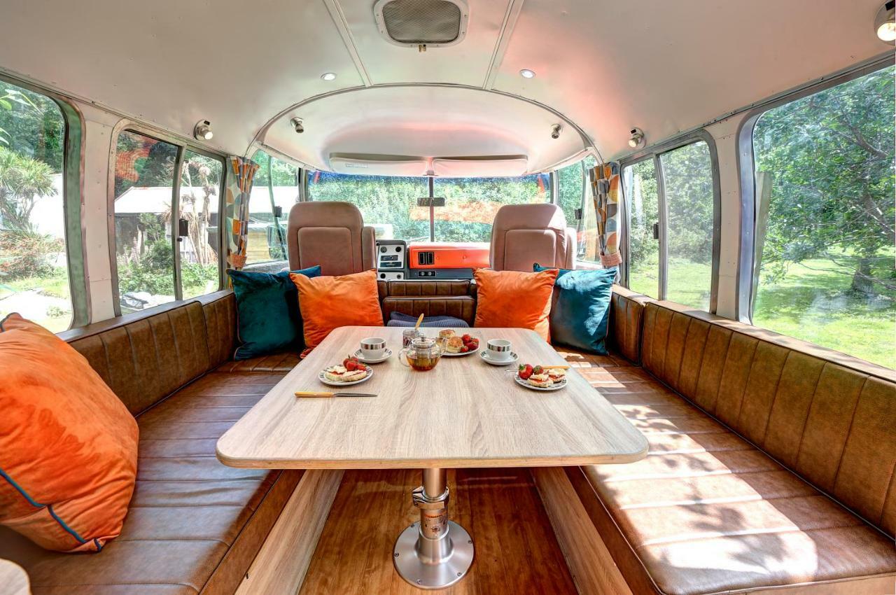 Glamping 1970 American Airstream Motorhome Ponsanooth エクステリア 写真